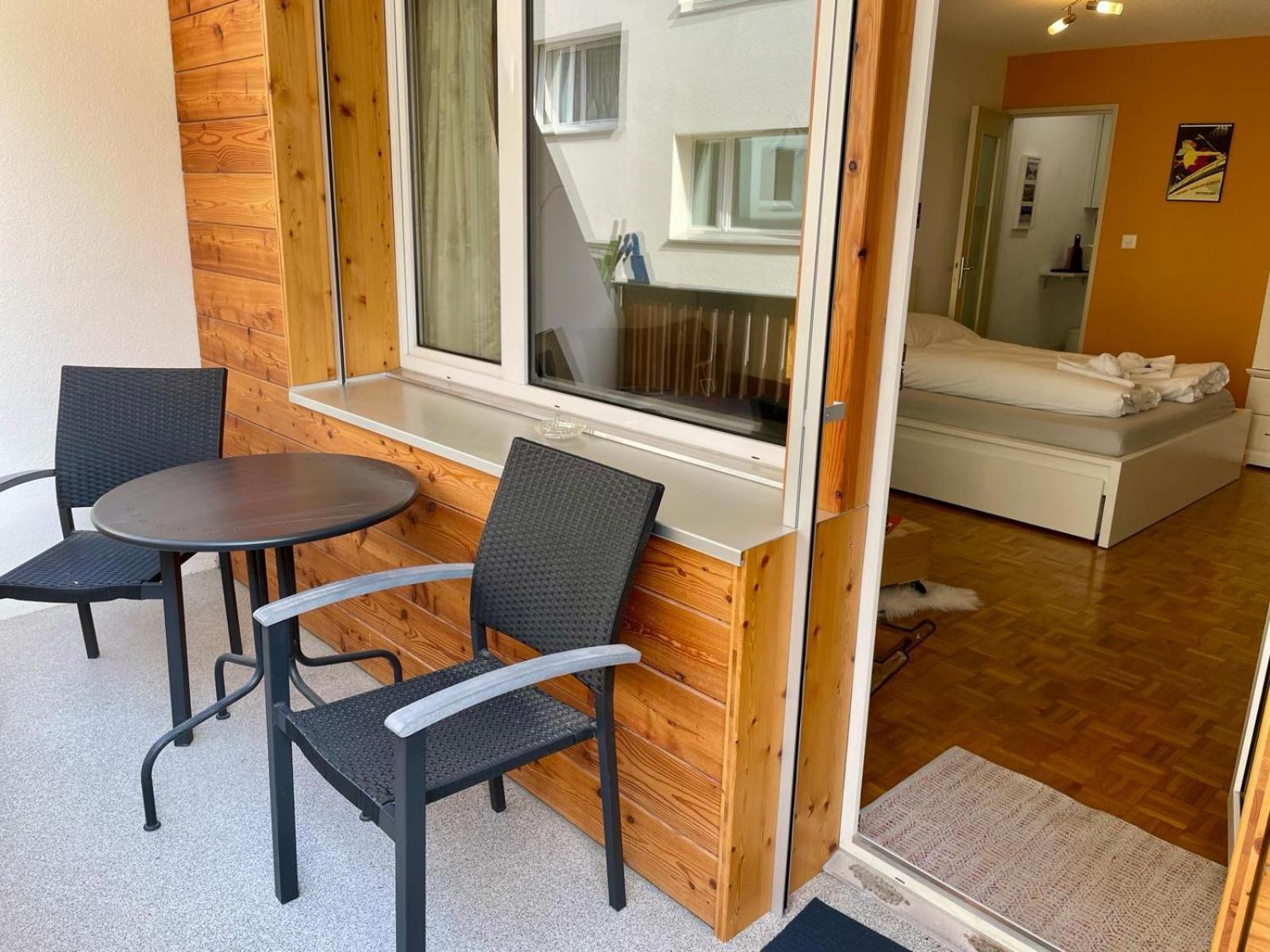 Studio Wolli - Stylish & Central - Steps To Matterhorn Gondola Zermatt Bagian luar foto